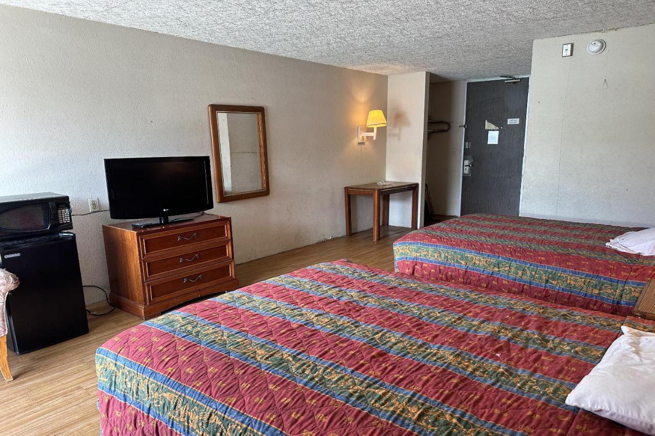 Kampus Inn Gainesville - University Area Hotel Bagian luar foto